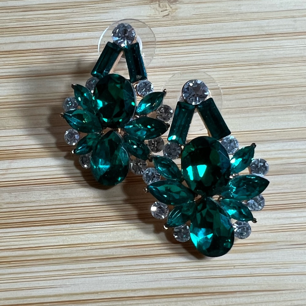 Elegant Green Crystal Earrings